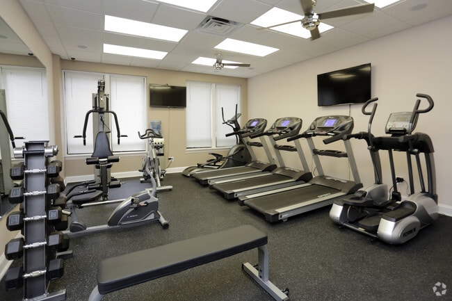 Fitness Center - Park Dearborn