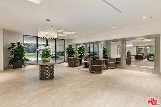Foto del edificio - 2142 Century Park Ln