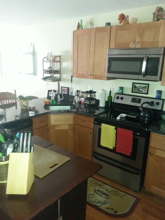 Building Photo - 2403 E Norris St