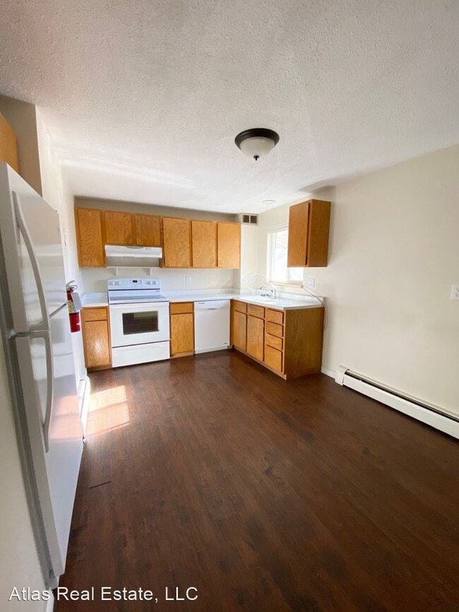 Building Photo - 903 Fontmore Rd