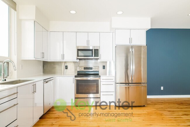 Foto del edificio - **Rent Special** 2 Bedroom Townhome Design...