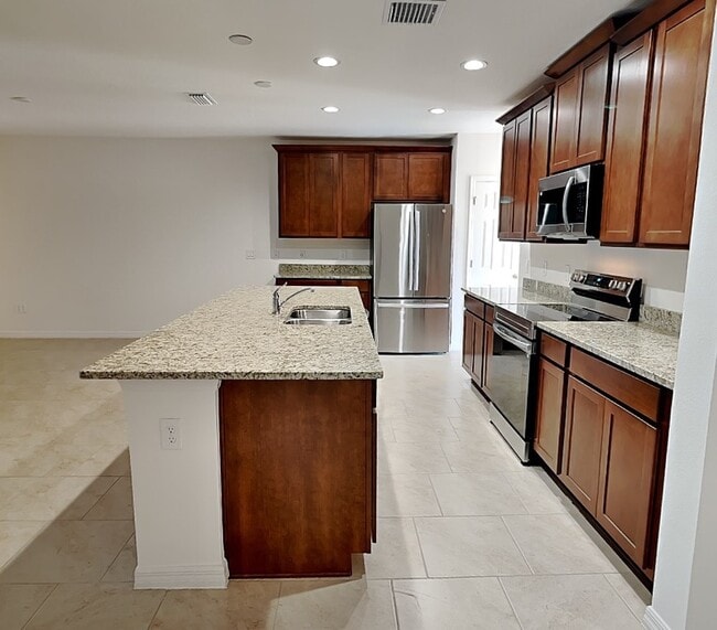 Photo - 1615 Cloudy Ct Townhome