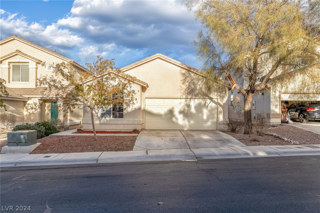 Primary Photo - 7240 Quarterhorse Ln