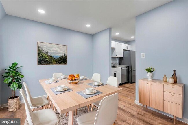 Foto del edificio - 4520 King St