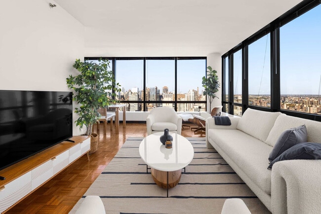 Building Photo - 420 E 61st St