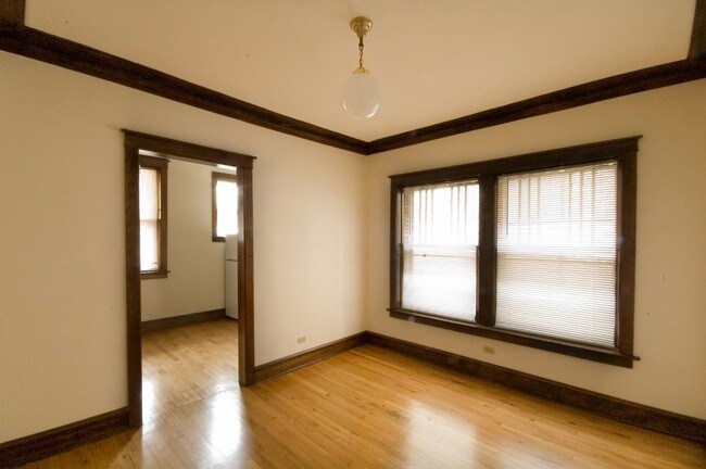 Building Photo - 3706 N Wayne Ave
