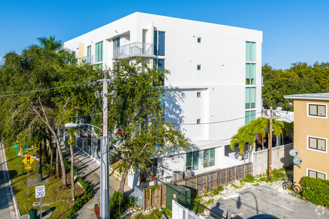 3001-3021 SW 27th Ave - South 27 Lofts