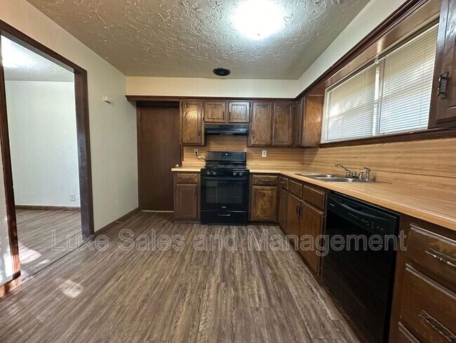 Foto del edificio - 441 S 7th St