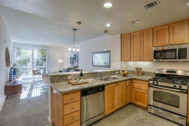 Foto del edificio - 1488 El Camino Real