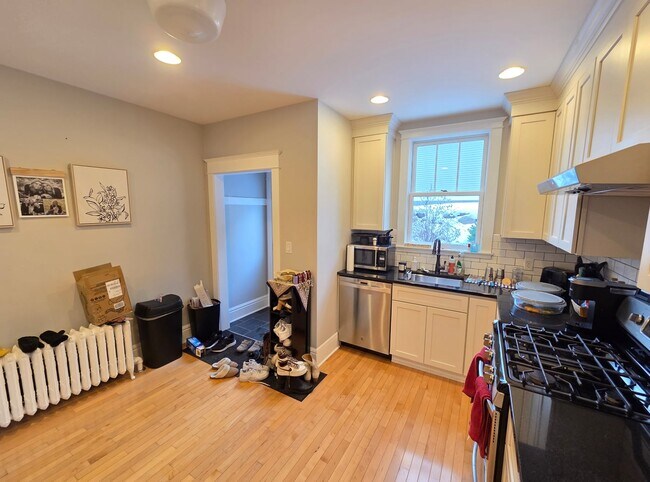 Foto del edificio - 1129 E 6th St