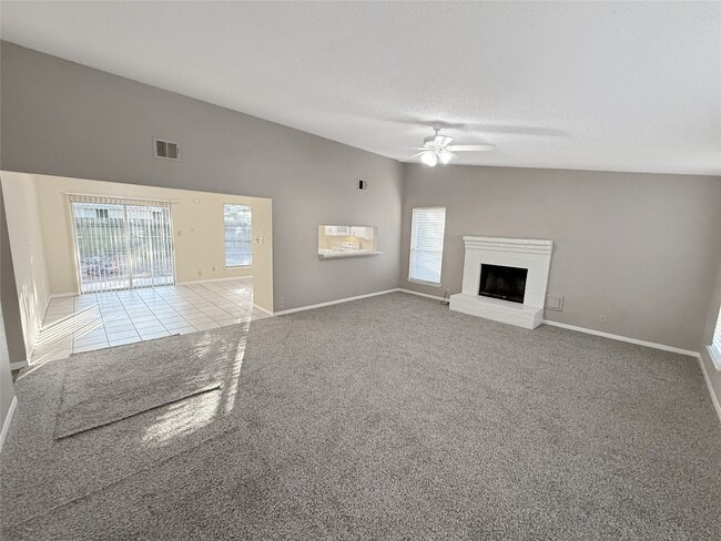 Foto del edificio - 14411 Cypress Leaf Dr