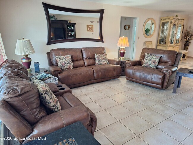 Foto del edificio - 289 Ellwood Ave