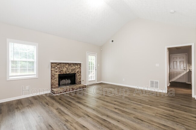 Building Photo - 240 Ashley Trace Dr