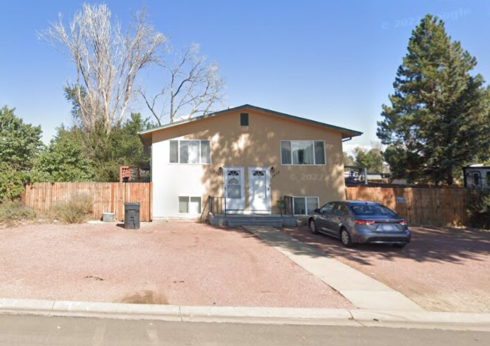 Primary Photo - 2037 Zinno Blvd
