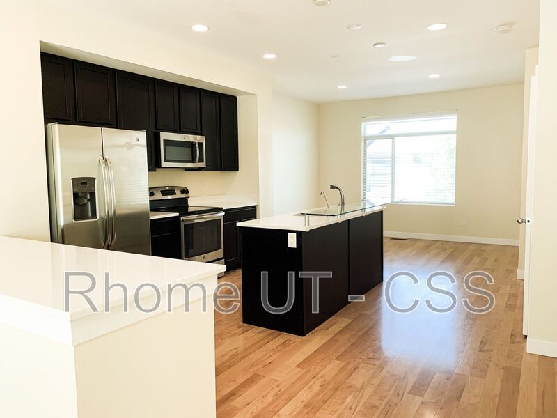 Foto principal - 7534 Coreiano Ln