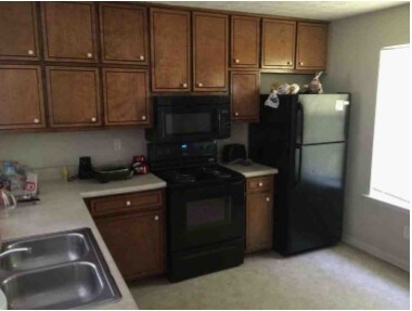 Building Photo - 7000 Brentwood Ct