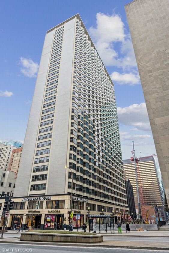 Primary Photo - 535 N Michigan Ave