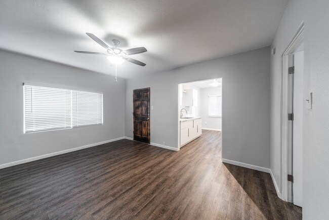 Foto del edificio - 433 N 14th St