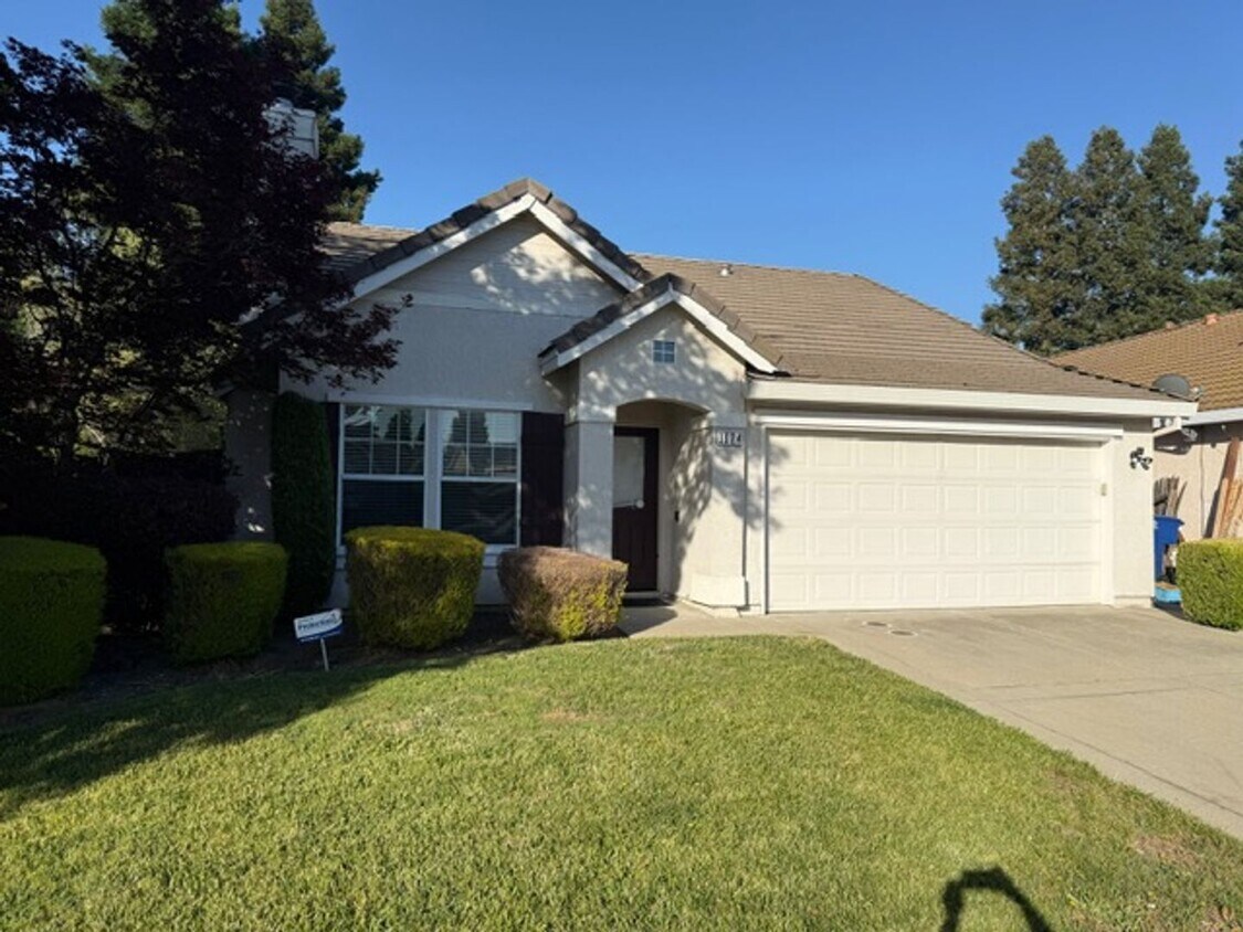 Foto principal - Spacious Single Story House in Natomas