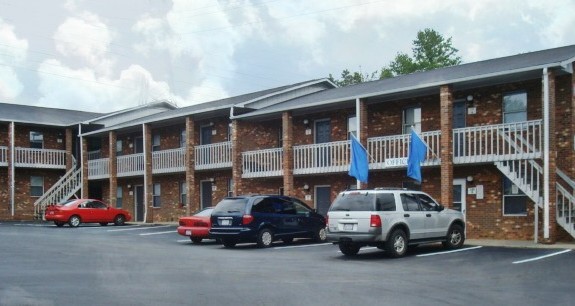 Primary Photo - 149 Weatherwood Ct