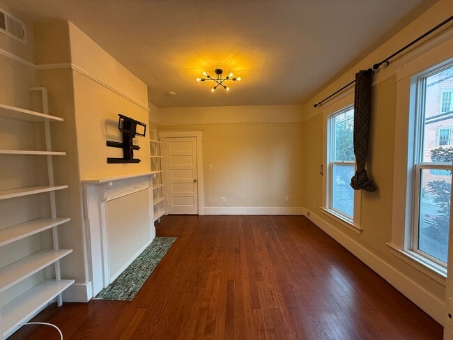 Photo - 2921-2923 20th Street Apartment