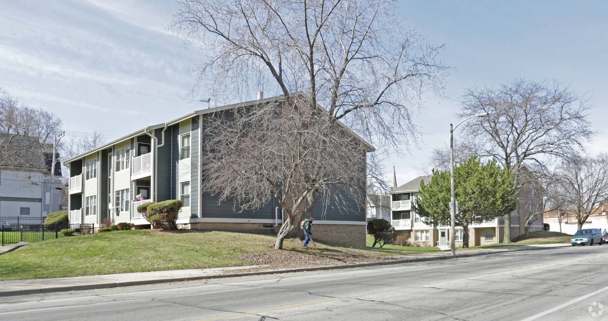 Foto del edificio - McKinley Gardens Apartments