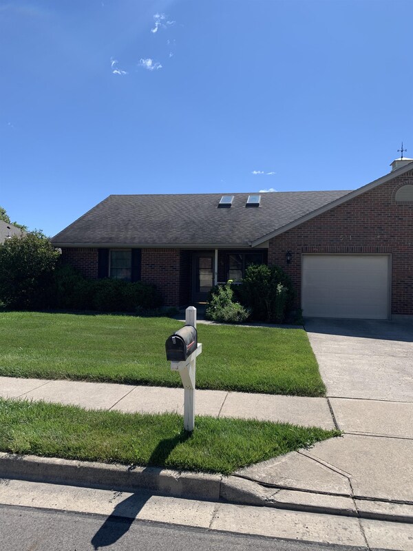 Building Photo - 511 Armand Dr