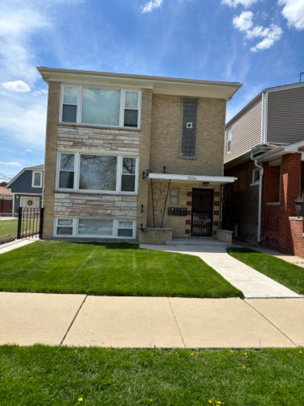 Photo - 2236 N Nagle Ave (Chicago, IL) House