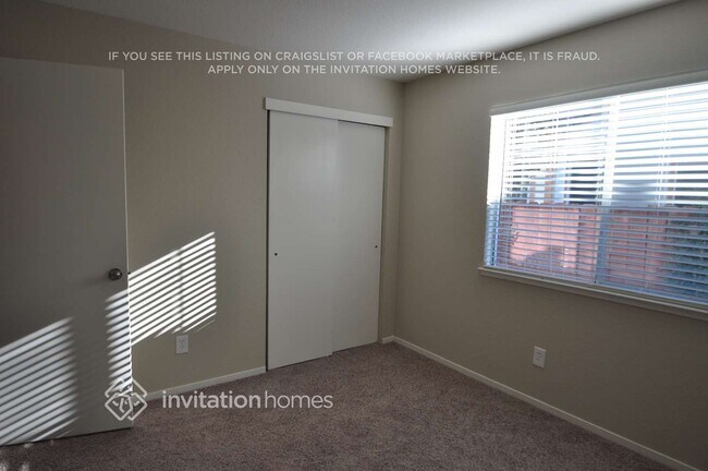 Foto del edificio - 8017 Spengler Dr