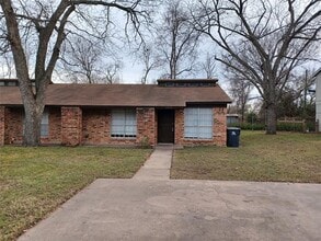 Building Photo - 506 Dipert Ct