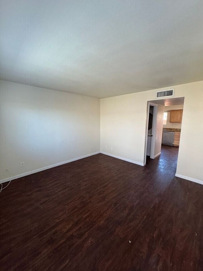 Foto del edificio - 2809 N Mountain Ave