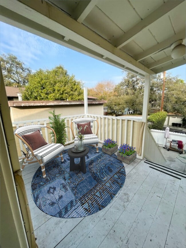 Deck - 1116 Donaldo Ct