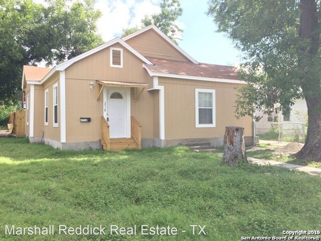 Foto principal - 3 br, 1 bath House - 1719 W Mariposa Dr