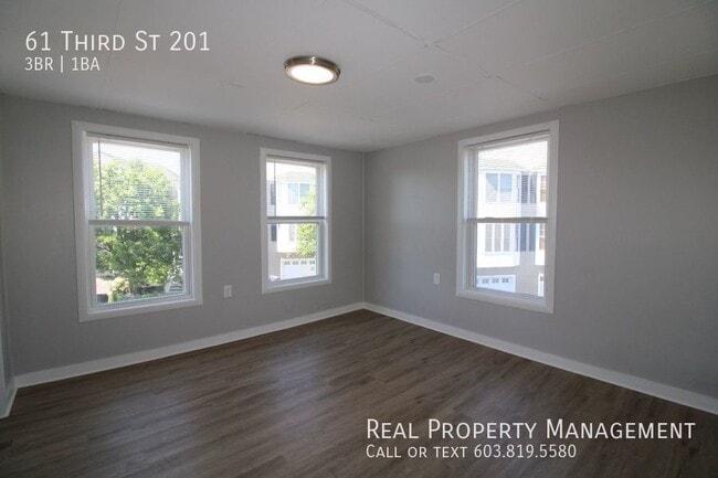 Building Photo - 61 Third St 201-