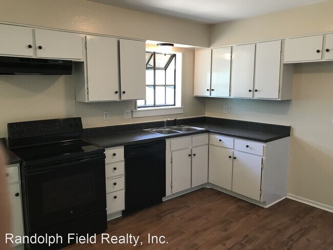 Building Photo - 4 br, 2 bath House - 5874 CASTLE RUN