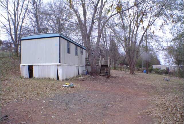 Building Photo - 1417 Turner Dr