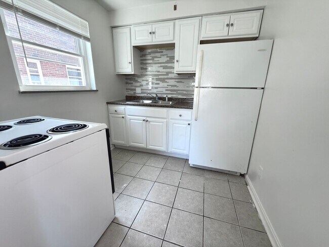 Foto del edificio - 5917 Cary Ave