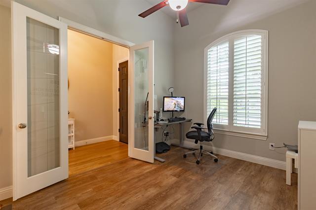Foto del edificio - 12163 Curry Creek Dr