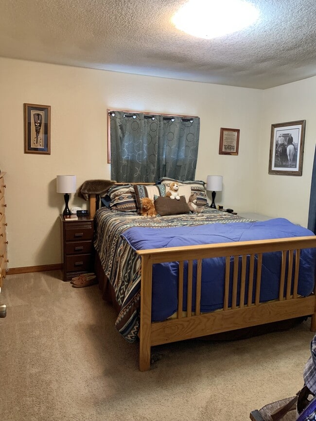 Foto del edificio - 2111 Scherer Ave