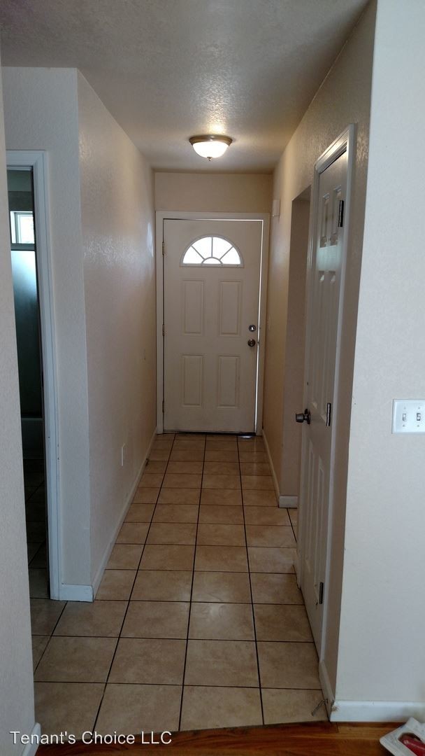 Foto del edificio - 3 br, 1.5 bath House - 941 DRAKE ST (Adams)