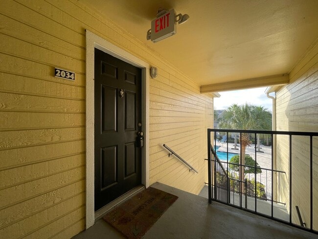 Foto del edificio - One Bedroom One Bath Condo in Tradewinds a...