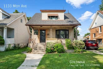Building Photo - 1133 Moy Ave