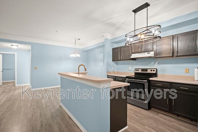 Building Photo - 11530 Villa Grand
