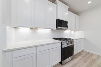 Building Photo - 32906 School Hl Rd