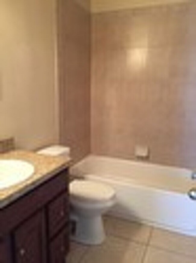 Foto del edificio - HIDDEN CREEK CONDO