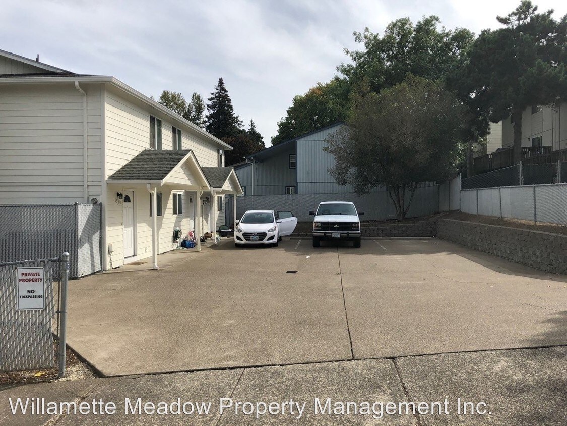 Foto del edificio - 1550-1554 Salishan St SE