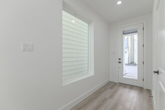 Building Photo - 7735 Hammerly Blvd