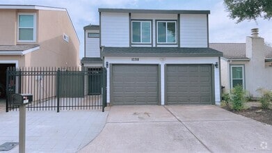 Building Photo - 10318 Richmond Hill Dr