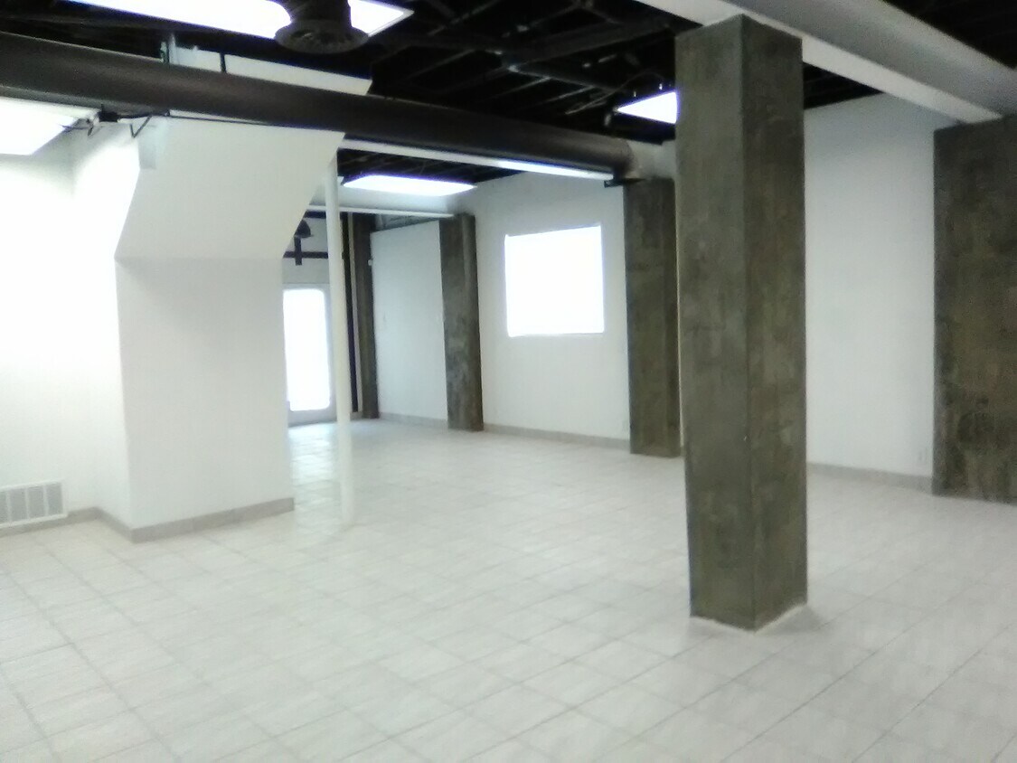 Foto del edificio - 2317 E Missouri Ave