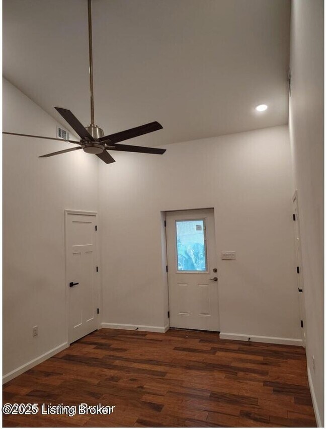 Building Photo - 13416 Reamers Rd